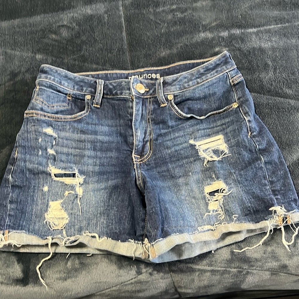 Maurice’s size 8 women’s Jean shorts
